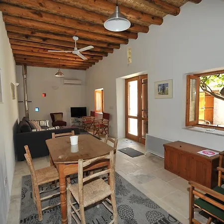 Guest house Annis House *