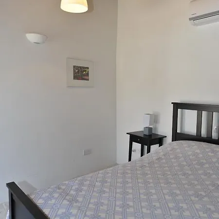 Guest house Annis House *